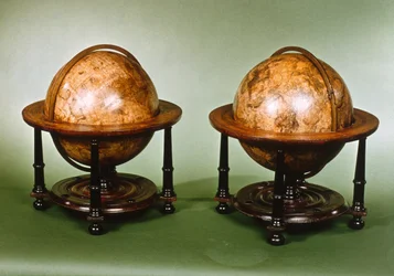 Paar von 12-Zoll Himmels- und Erdgloben